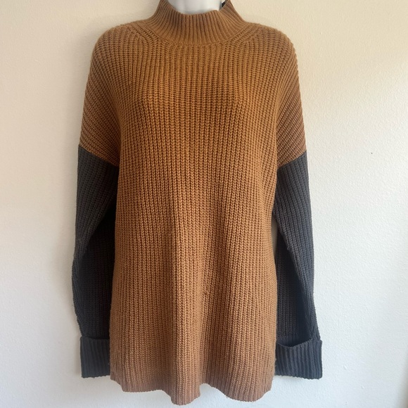 Colorblock chunky knit sweater - Picture 2 of 9